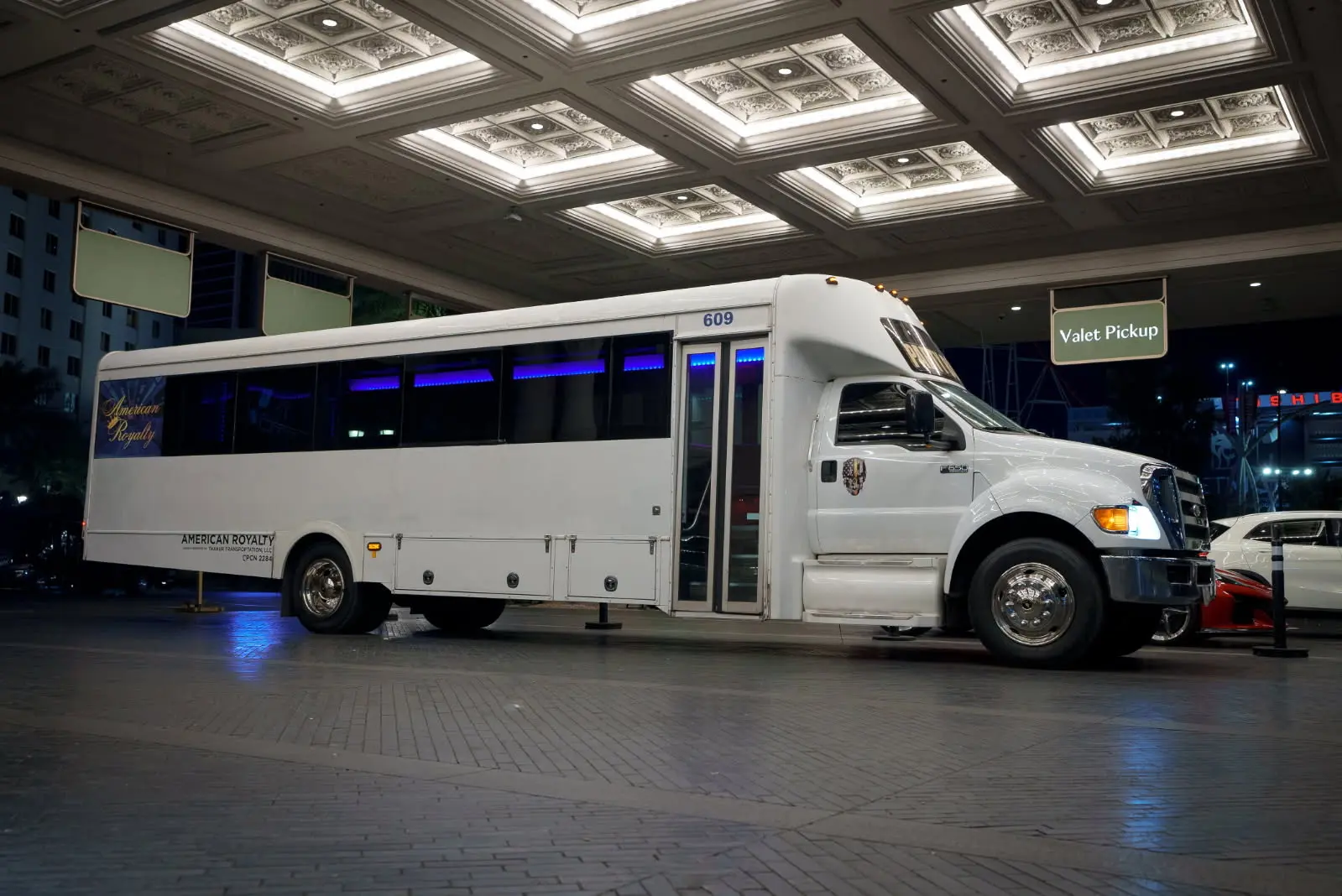 The Empire - Party Bus